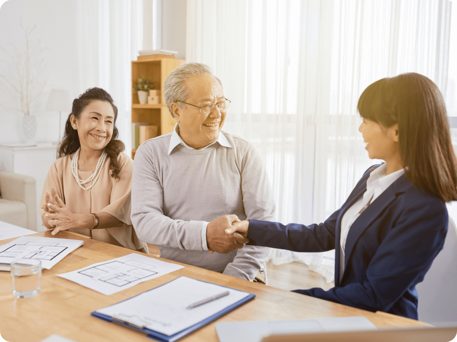 old couple successfully selling their property